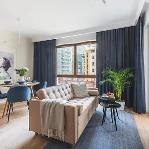 Yoursecondflat Grzybowska Metropoint Warszawa